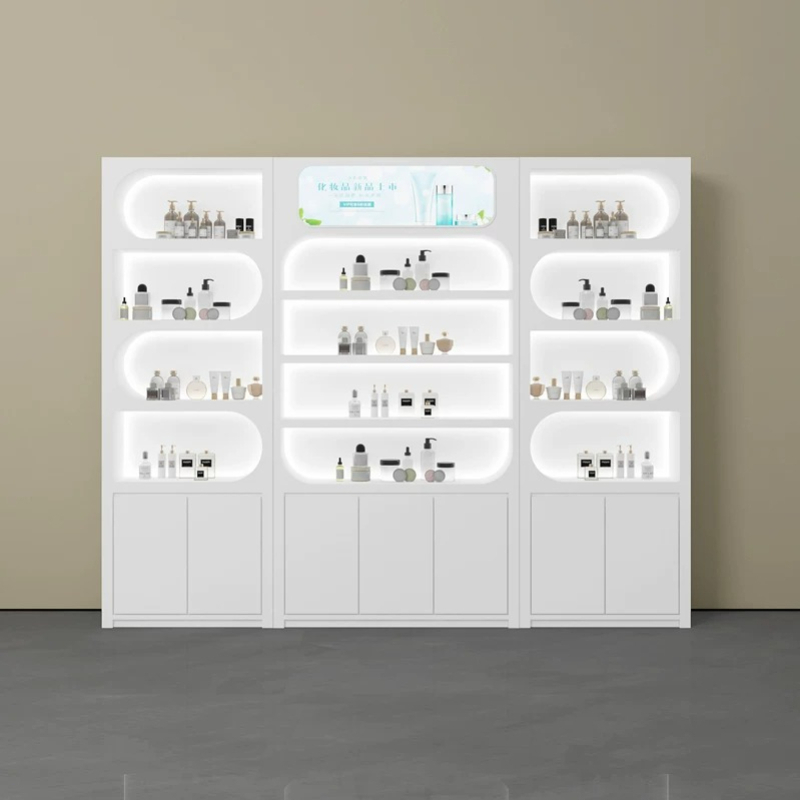 Luxury Skincare & Spa Photos - Vetrina Espositiva per Salone di Bellezza